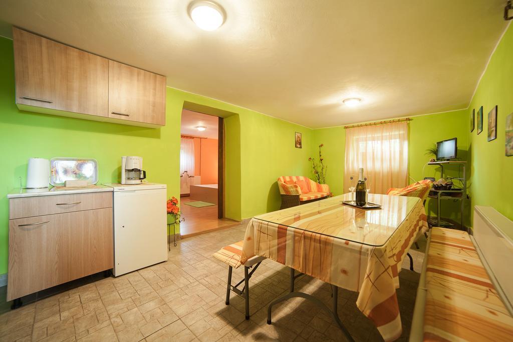 Apartment Tomasevic Slunj Extérieur photo