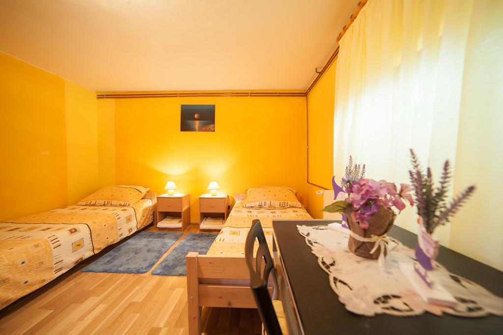 Apartment Tomasevic Slunj Extérieur photo