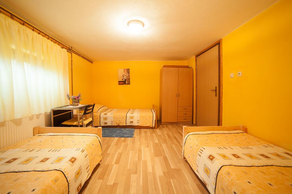 Apartment Tomasevic Slunj Extérieur photo