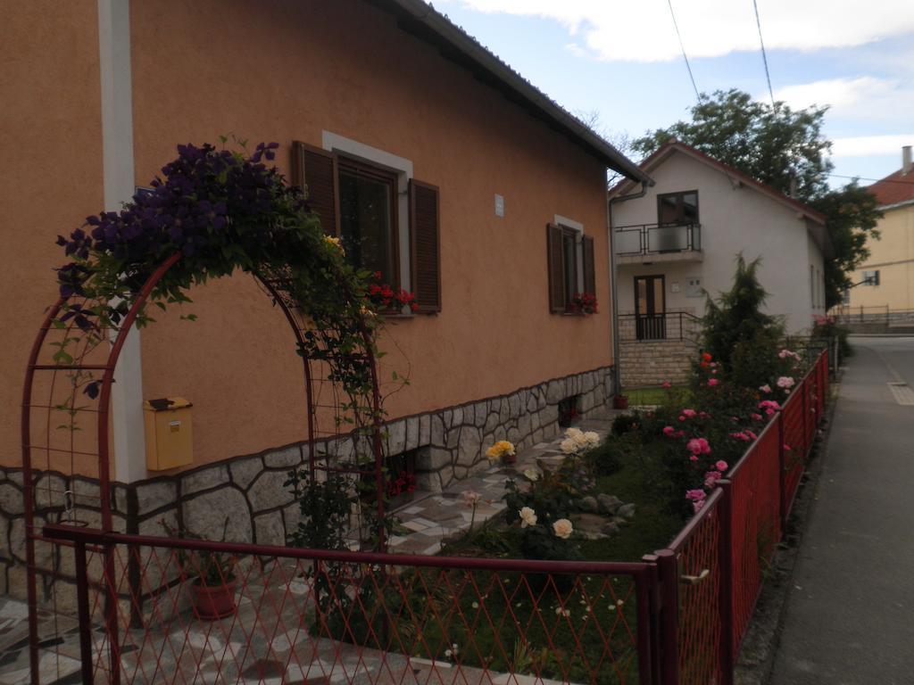 Apartment Tomasevic Slunj Extérieur photo